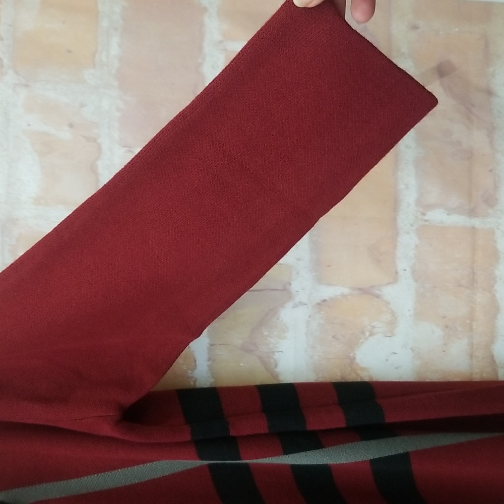Anthony Richards Size 1X Red and Black Cardigan - Picture 3 of 6